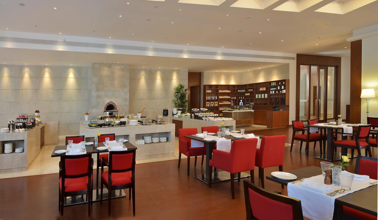 Hotel Park Plaza Chandigarh